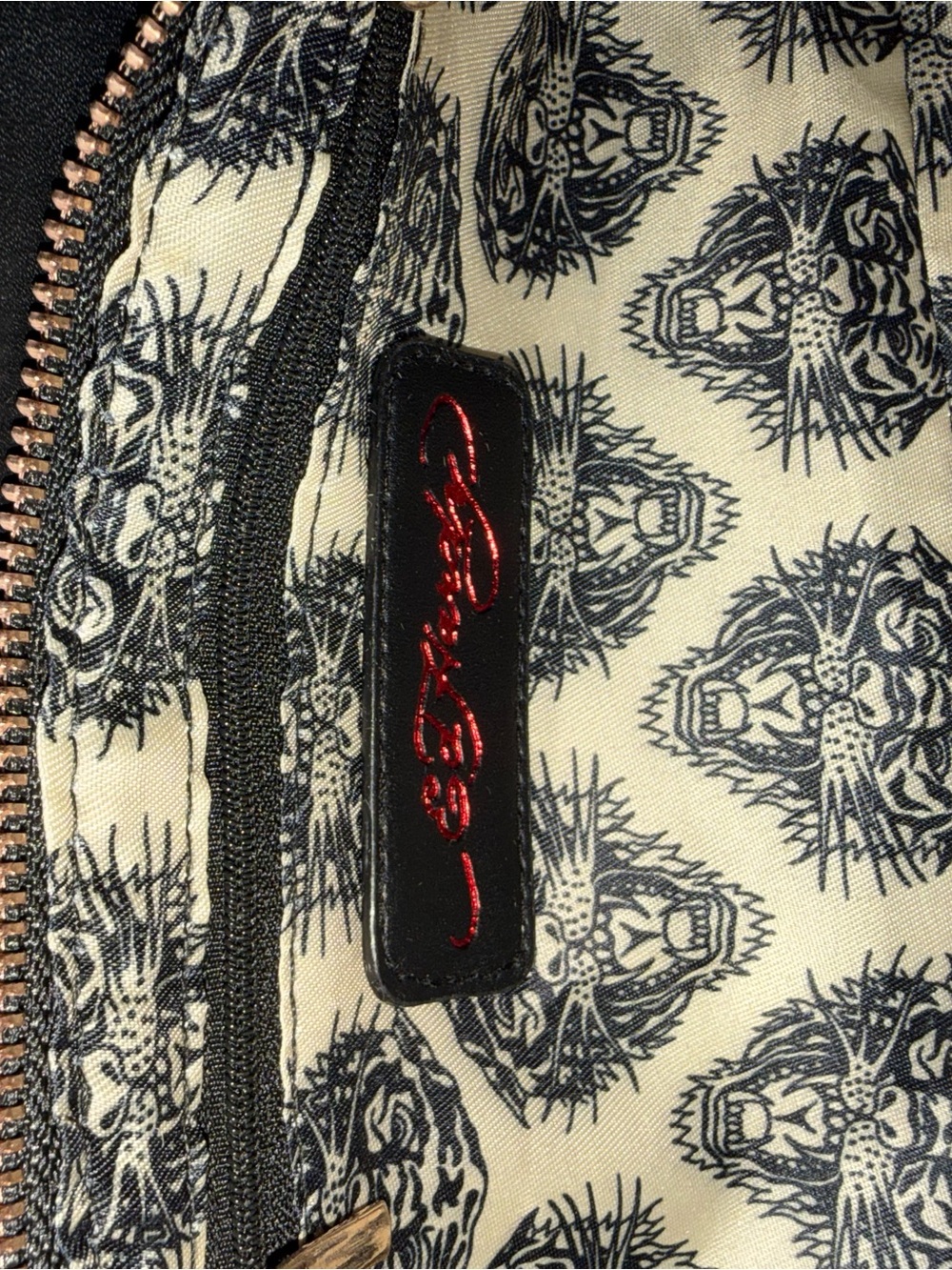 Ed Hardy Black Graphic Tiger Shoulder Bag NWT - Picture 6 of 8